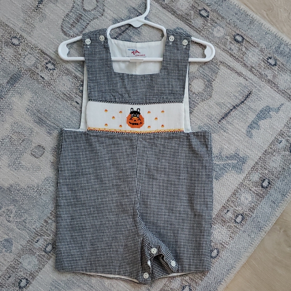 Silly Goose Boys Smocked Embroidered Halloween Jon Jon Romper Sz18m